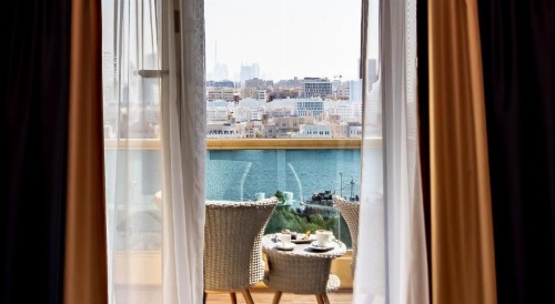 Riviera Hotel image 30